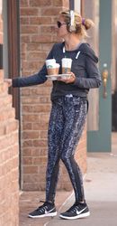 27900863_hklum150616BZNimage7.jpg