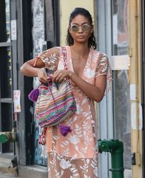 27953336_Chanel-Iman-out-in-New-York-Cit