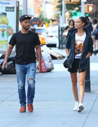 27966413_Joan-Smalls-Have-lunch-at-Mr-Ch
