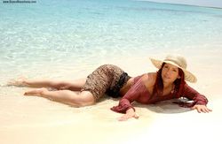 Bianca Beauchamp - Bathing in Style s5fwkt2k2p