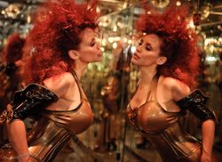 Bianca Beauchamp - FE2011 x54kqpwb5f