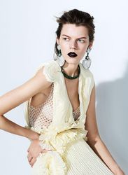 29211313_Madame_Figaro_-_5_Aout_2016-13.