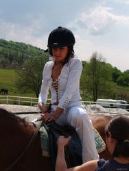 Joan White - Equestrian Queen k5lc0j3u32.jpg