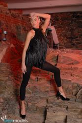 Verunka - Back to Black y5ob674jst