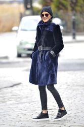 31998927_Olivia-Palermo-in-Fur-Coat-Out-