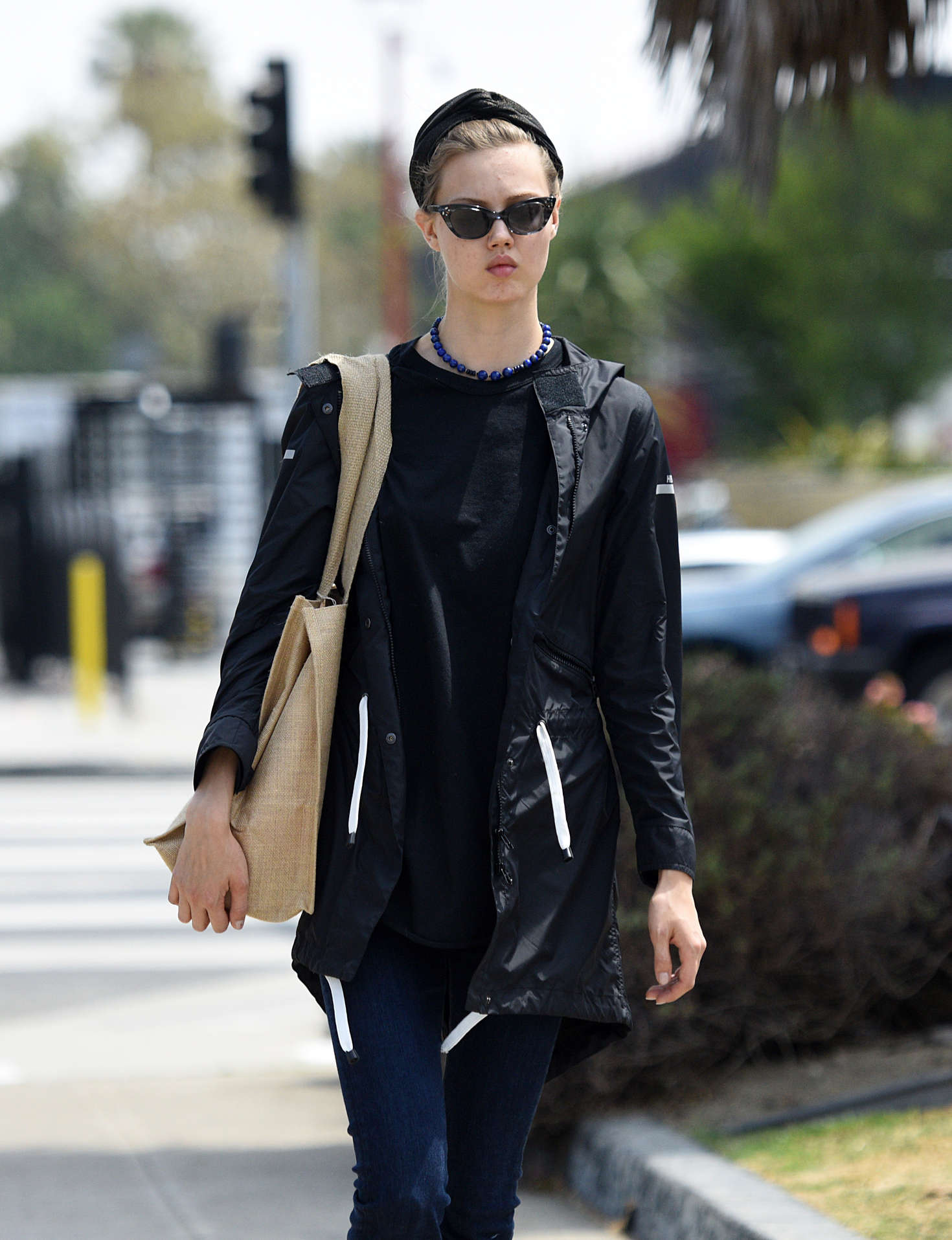 Lindsey Wixson Shopping in Los Angeles 13