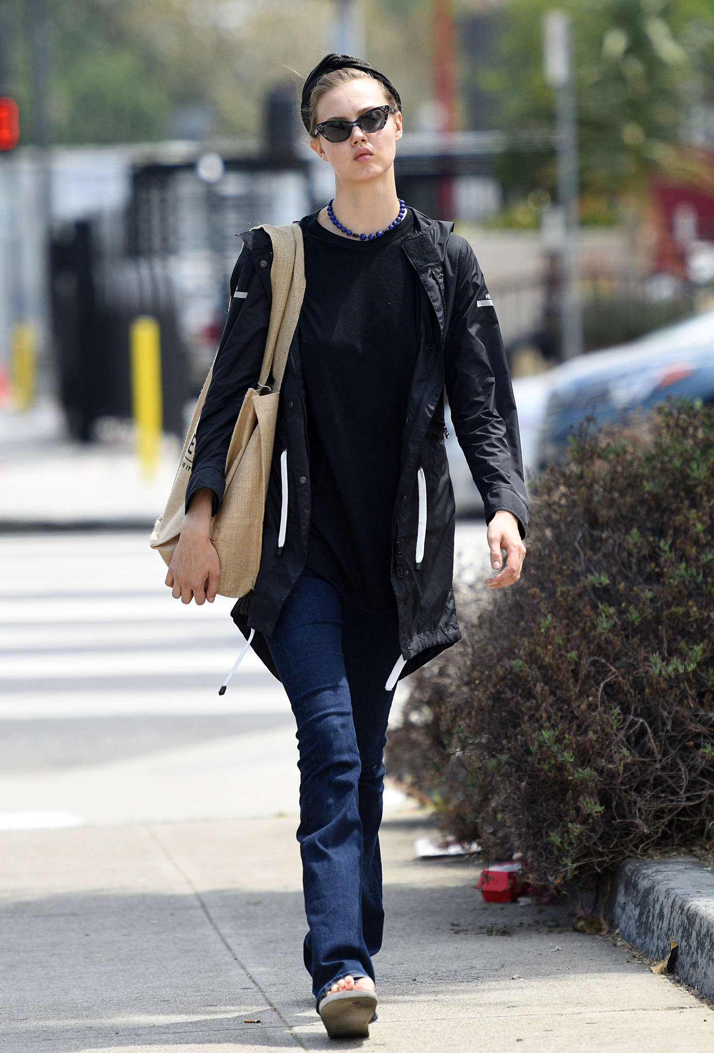 Lindsey Wixson Shopping in Los Angeles 05