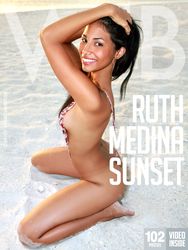 Ruth-Medina-Sunset-35p64spk3j.jpg